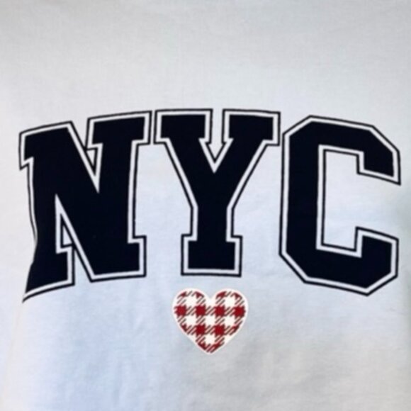 NWT 🌸4/$20🌸 NYC Graphic PJ Top - Picture 5 of 14